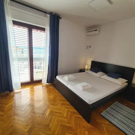 Cornelia Apartments By The Sea Okrug Gornji, Ciovo Trogir Exterior photo