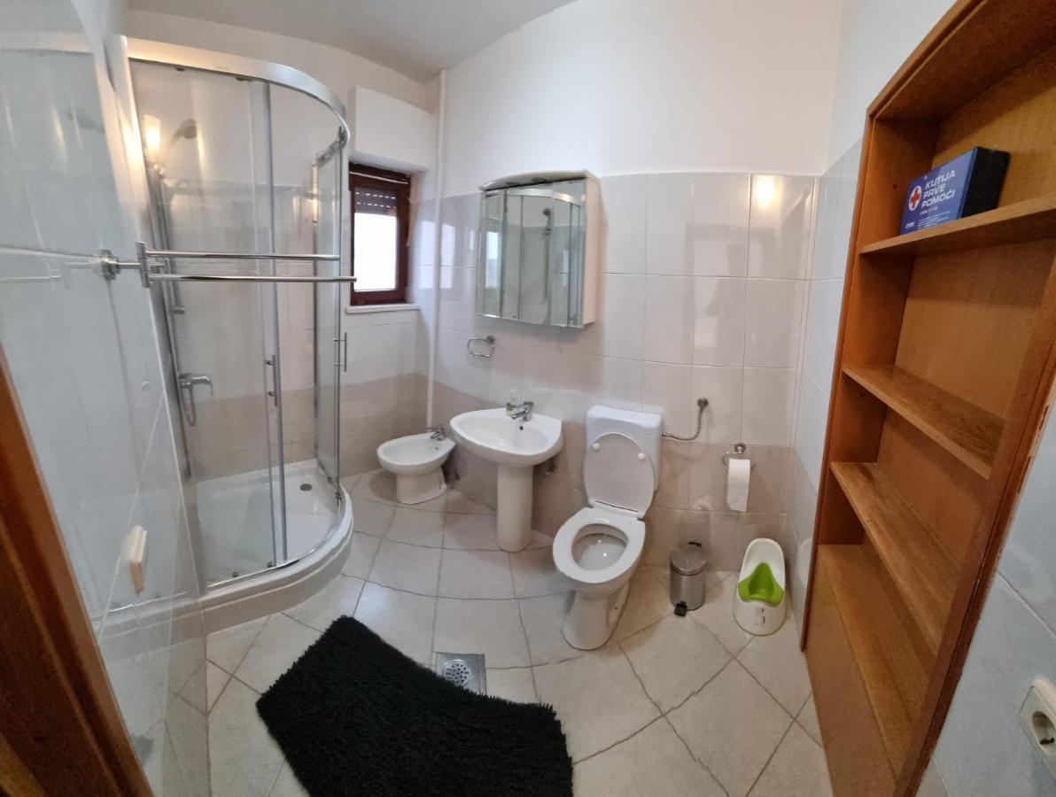 Apartman Cornelia By The Sea Okrug Gornji, Ciovo