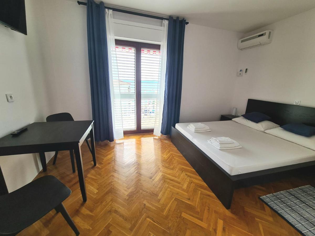 Apartment Cornelia By The Sea Okrug Gornji, Ciovo