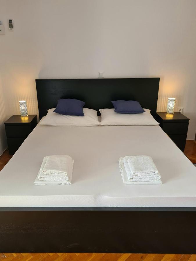 Apartment Cornelia By The Sea Okrug Gornji, Ciovo