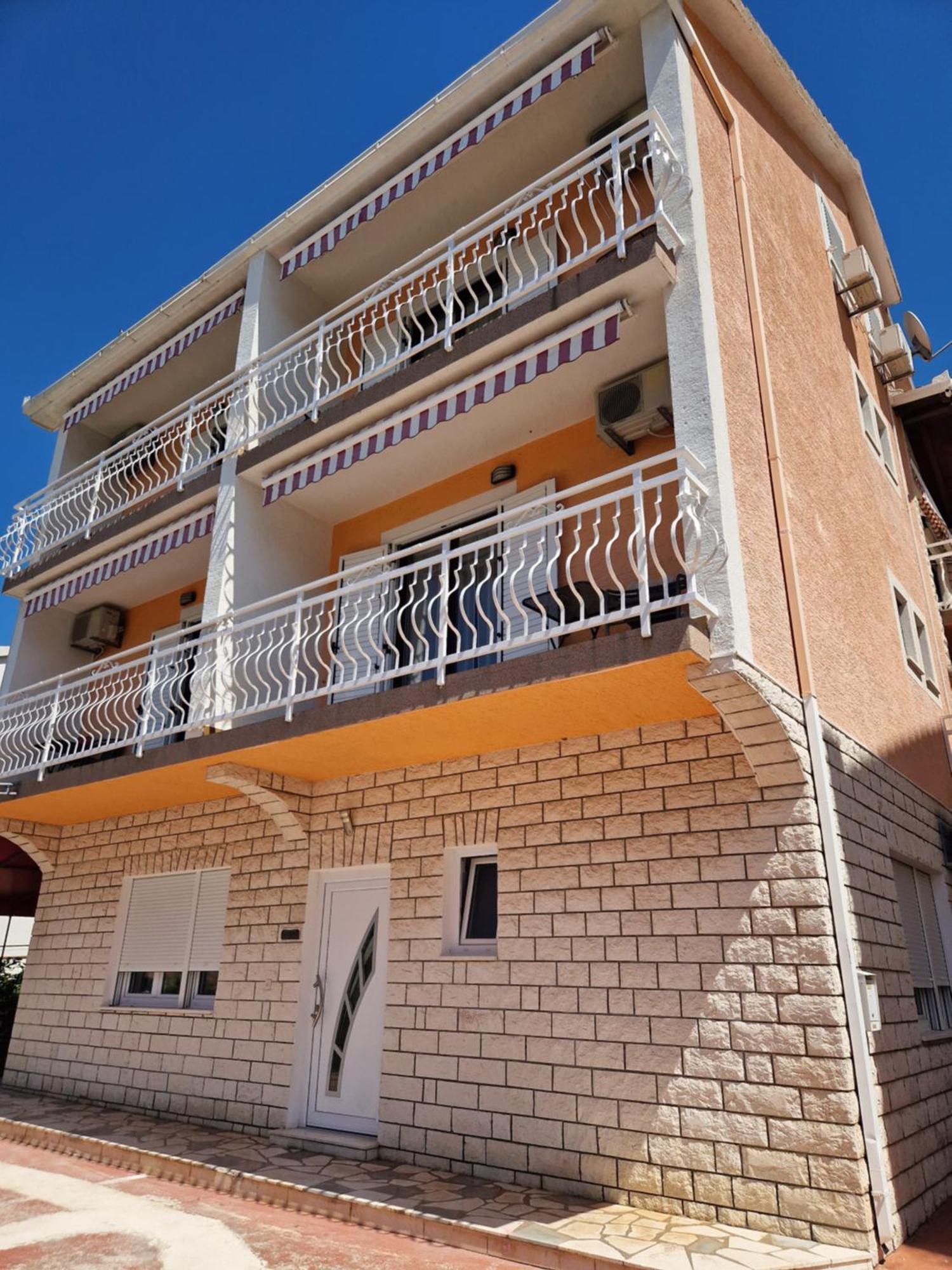 Apartman Cornelia By The Sea Okrug Gornji, Ciovo