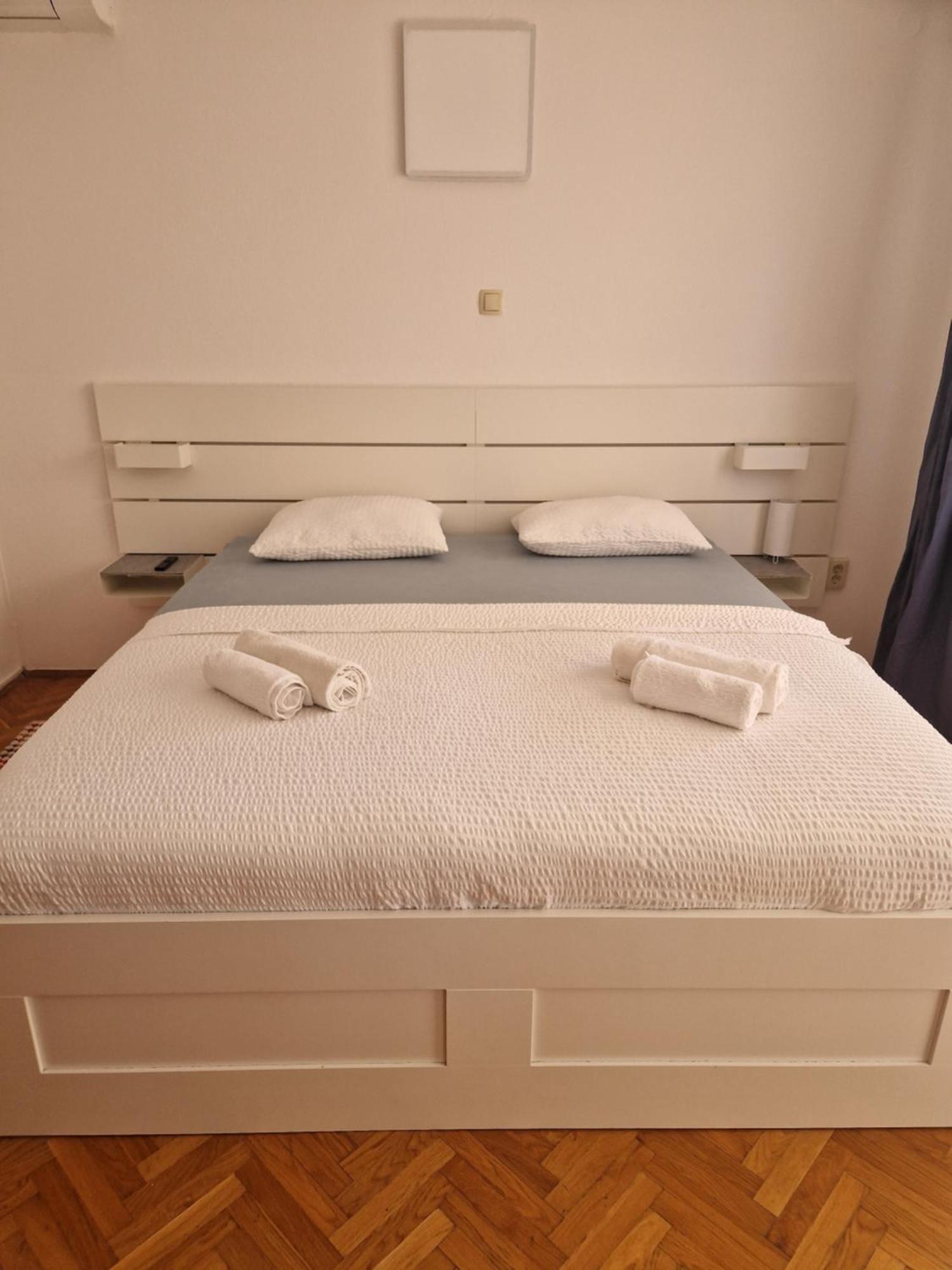 Apartment Cornelia By The Sea Okrug Gornji, Ciovo *