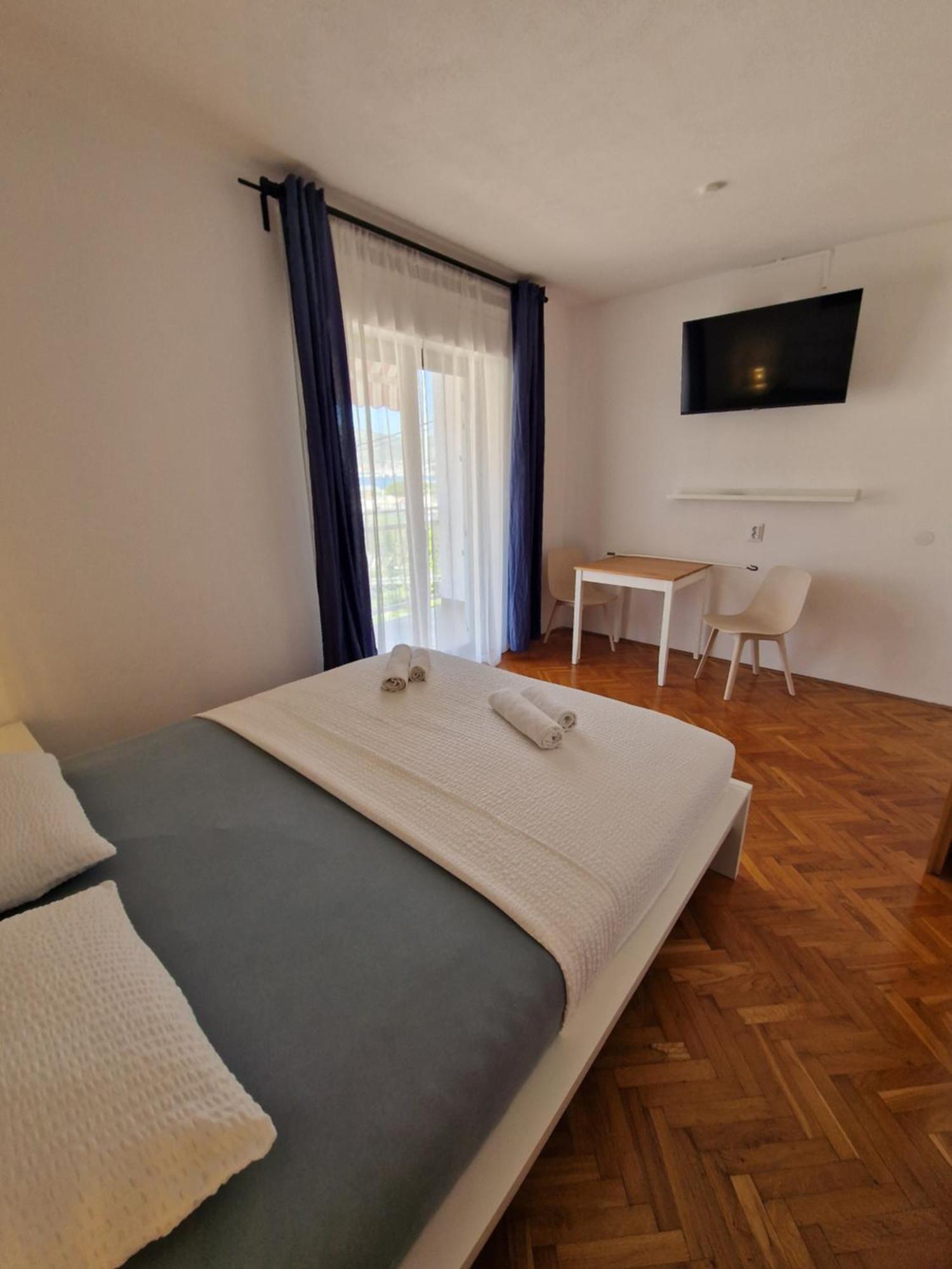 Apartment Cornelia By The Sea Okrug Gornji, Ciovo *
